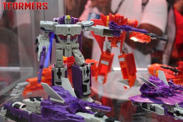 SDCC 2016   Generations Platinum Series And Titans Return Preview Night Display 132 (132 of 157)